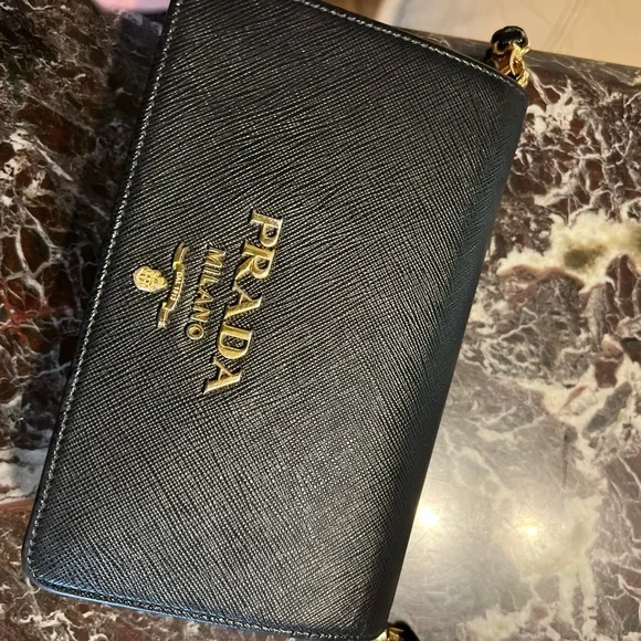 prada black cross body bag - Picture 3 of 5